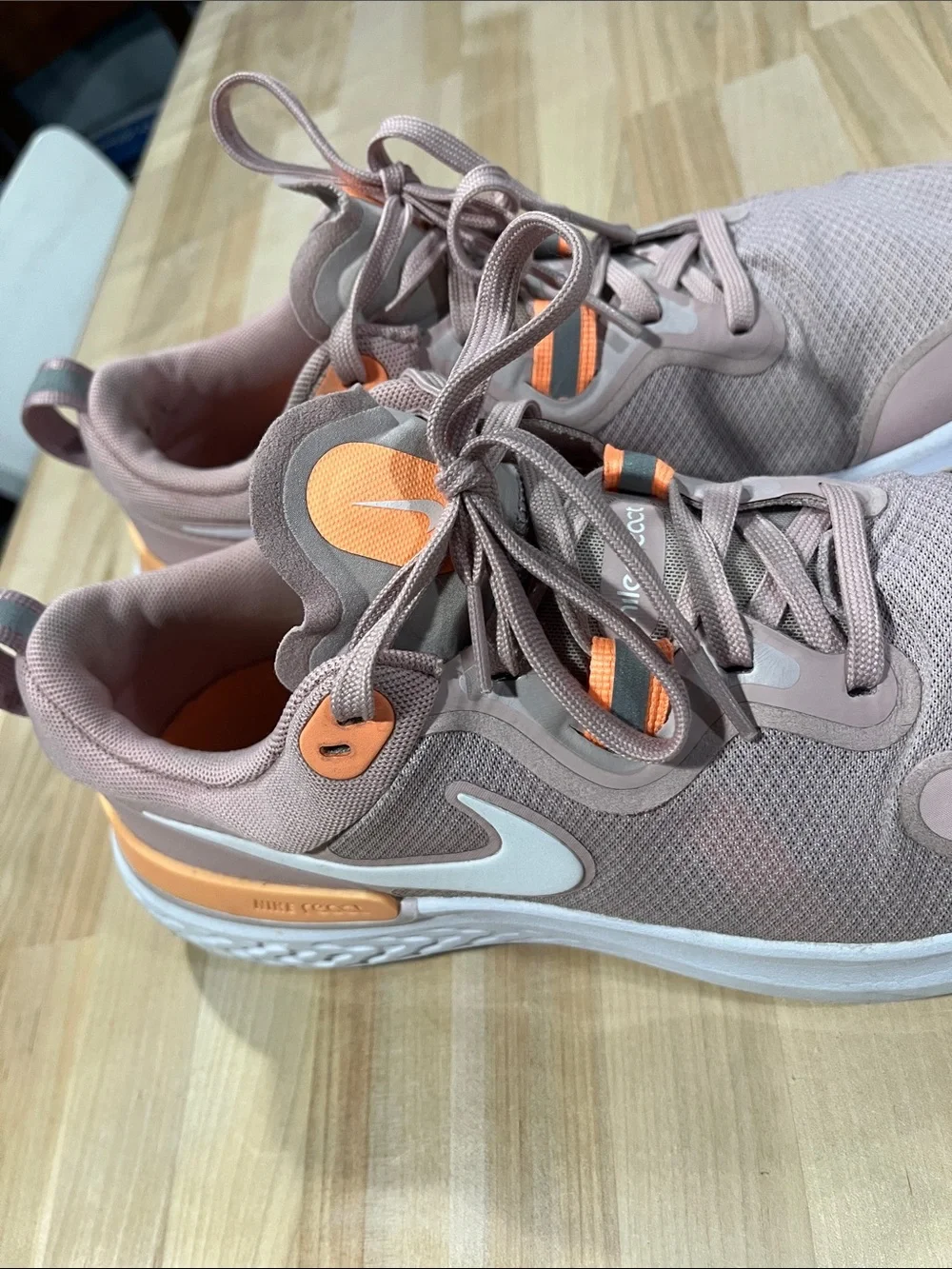 Nike Pink Peach and Orange Running Sneakers react miler women’s 11 dusty pink